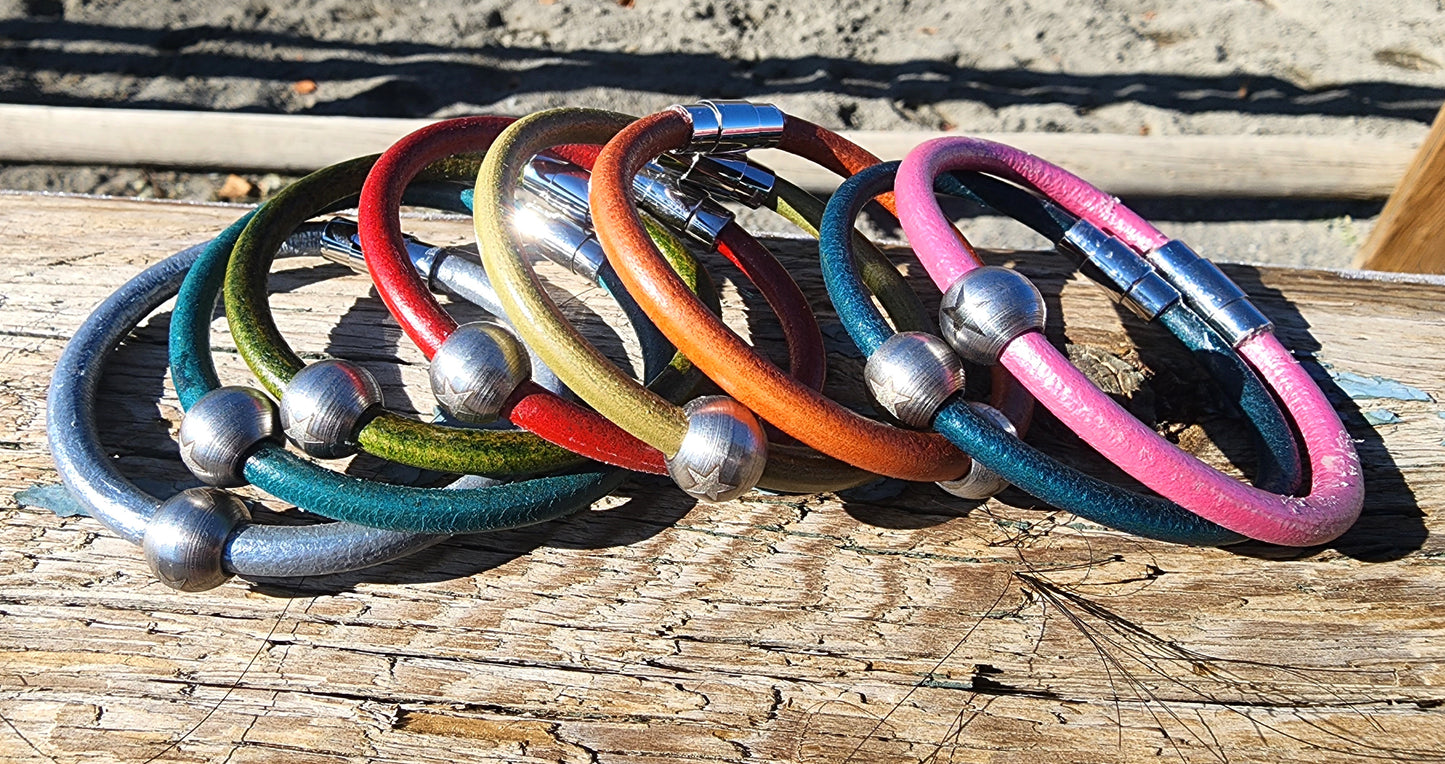 Star Bead Round Leather Bracelet