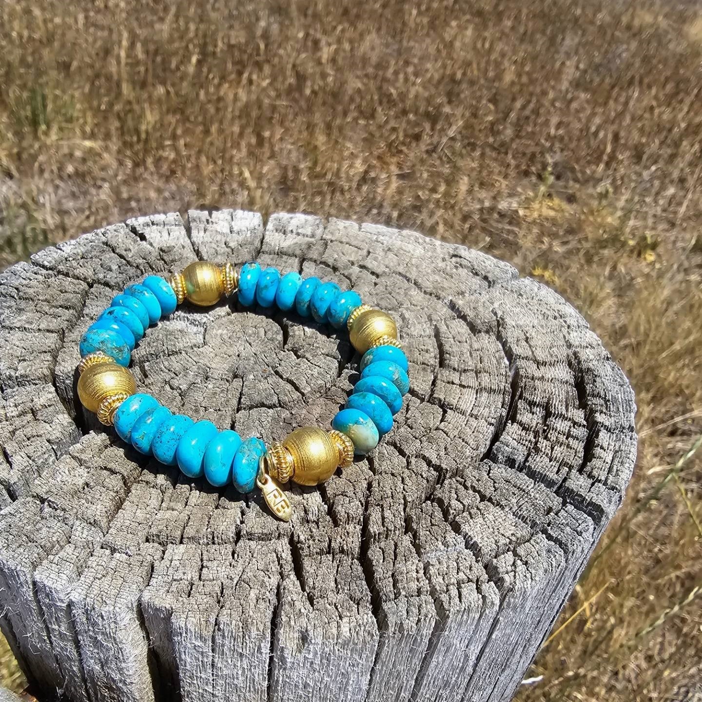 Scottsdale - Turquoise & Gold Bead Bracelet