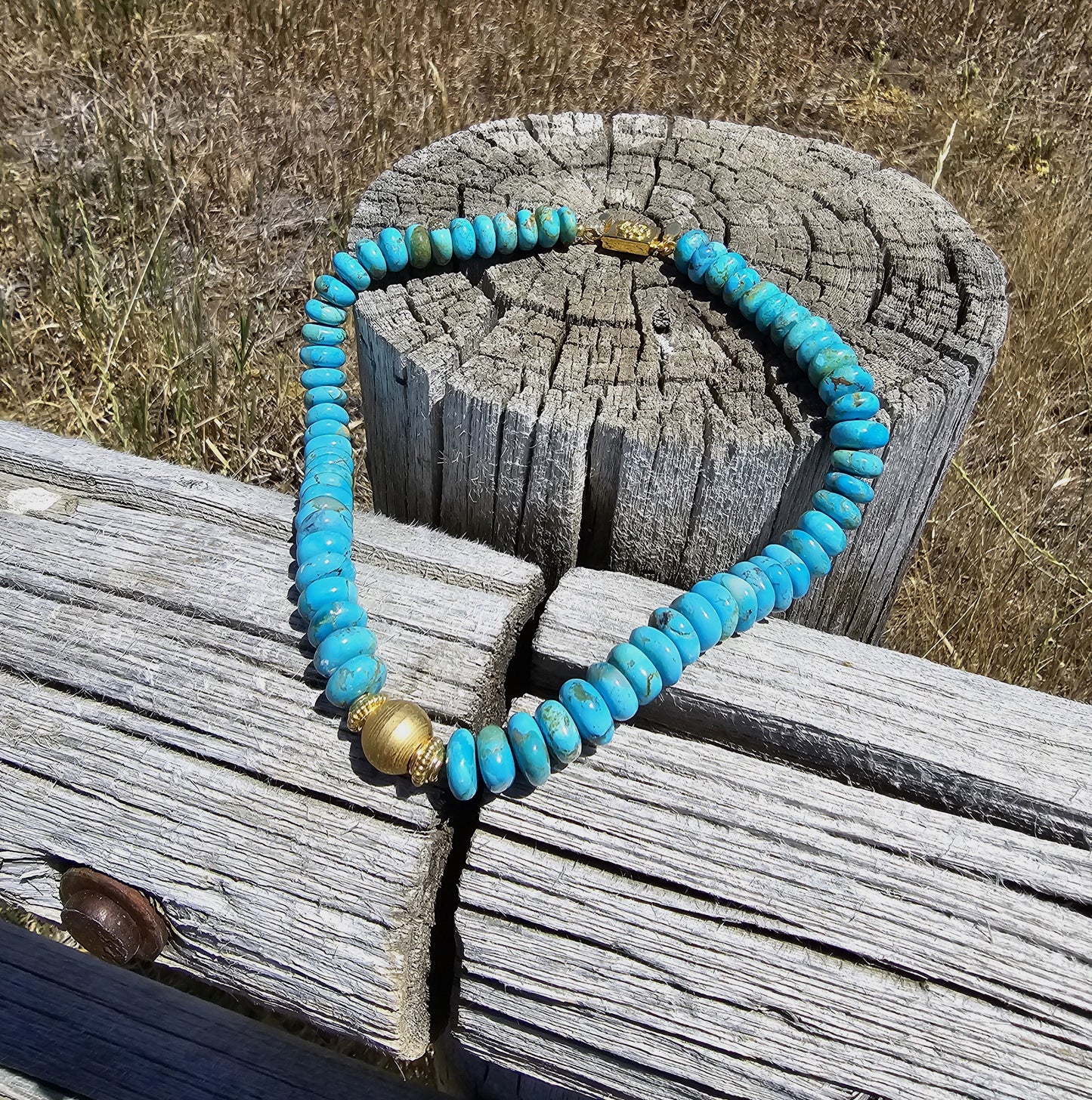 Arizona - Turquoise & Gold Bead Necklace