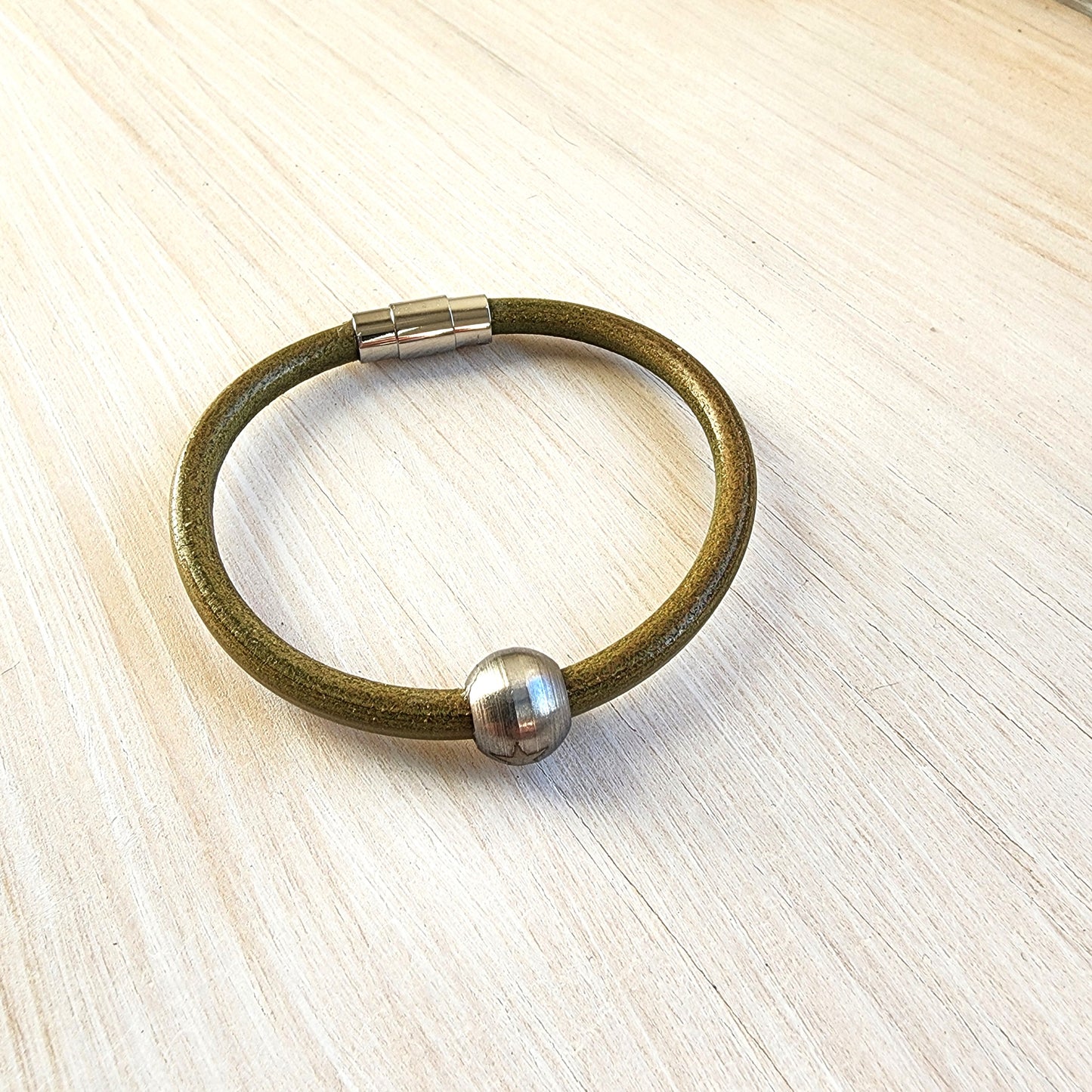 Star Bead Round Leather Bracelet