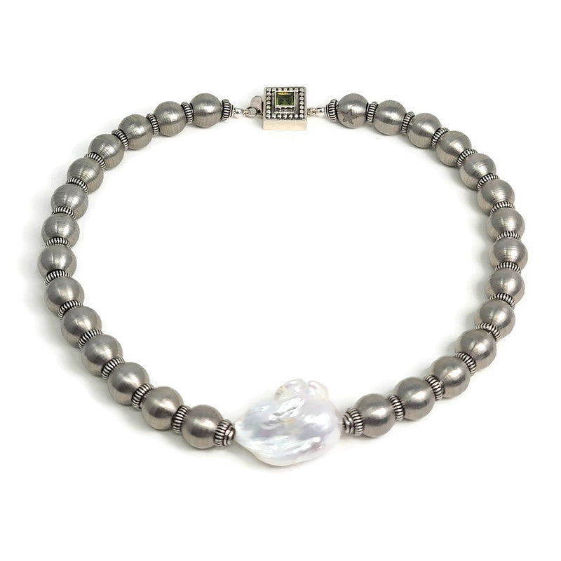 Tough Girl Pearl Collar Necklace